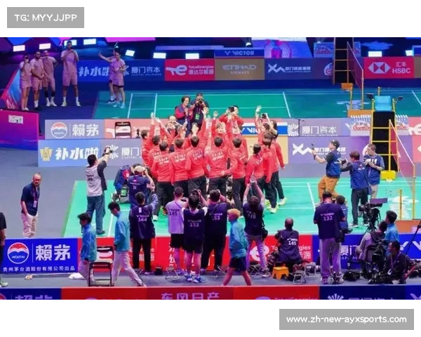 中国队在苏迪曼杯赛场上展现非凡实力 团结协作书写辉煌篇章 中国队在苏迪曼杯赛场上展现非凡实力 团结协作书写辉煌篇章